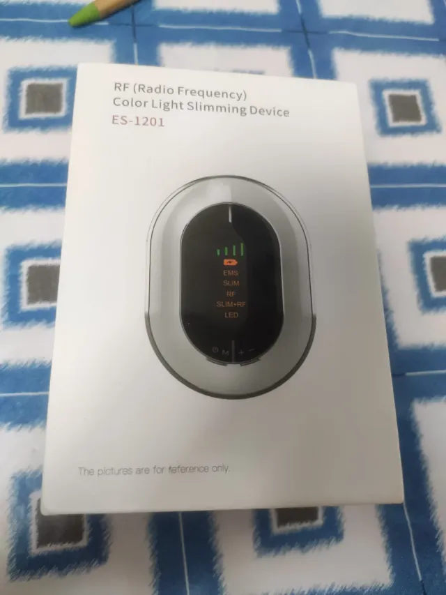 Masajeador Celulitis y Reafirmante Negro/Blanco