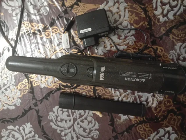 Metal detector VOSFEEL