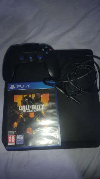 PS4 (Playstation 4) Negra + Call of Duty