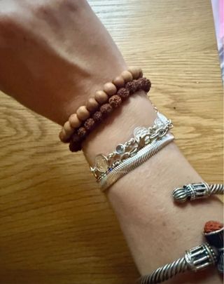 Pack 2 Pulseras Sándalo y Rudraksha India