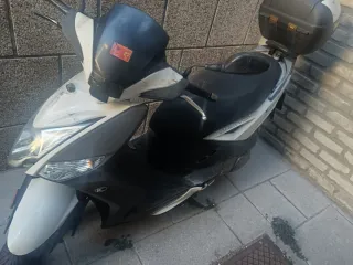 Kymco Agility 125cc Scooter de 2019