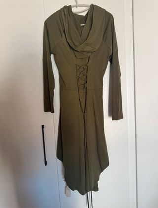 Vestido verde estilo hippie con cordones