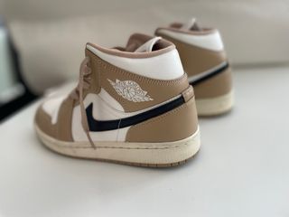 Zapatillas Nike Air Jordan Mid Beige/Blanco