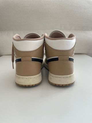 Zapatillas Nike Air Jordan Mid Beige/Blanco