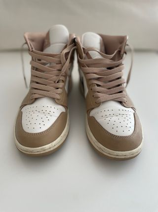 Zapatillas Nike Air Jordan Mid Beige/Blanco