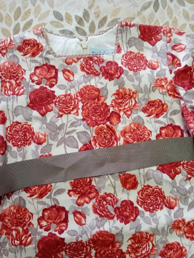 Vestido niña invierno. Poco uso.