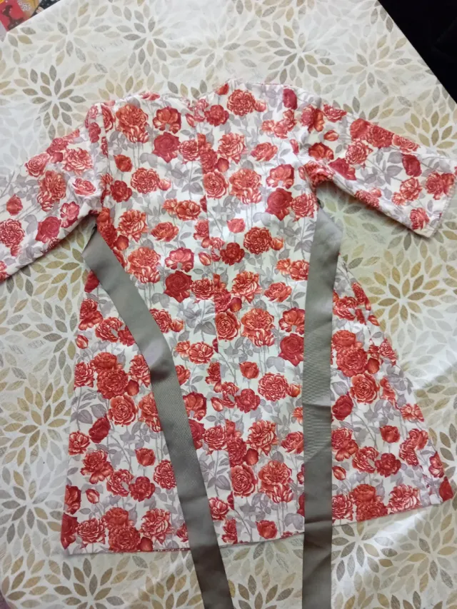 Vestido niña invierno. Poco uso.