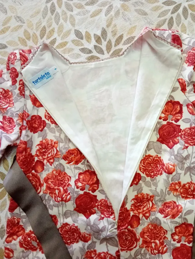 Vestido niña invierno. Poco uso.