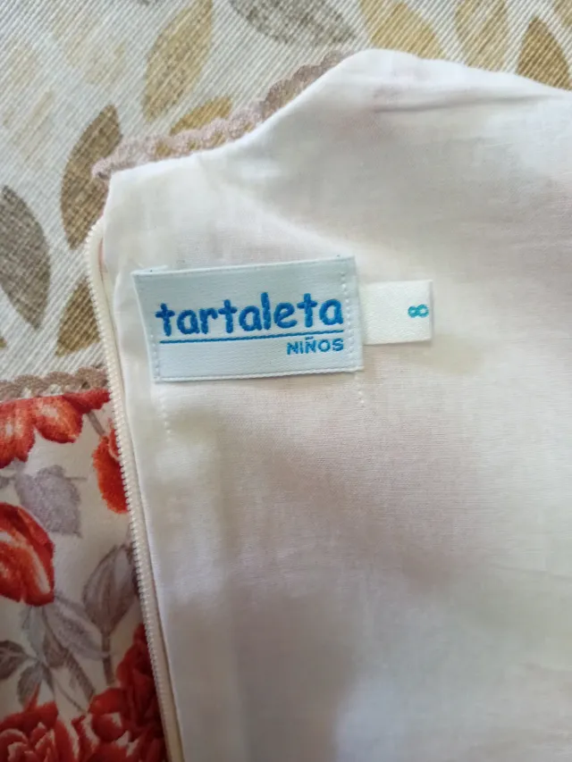 Vestido niña invierno. Poco uso.