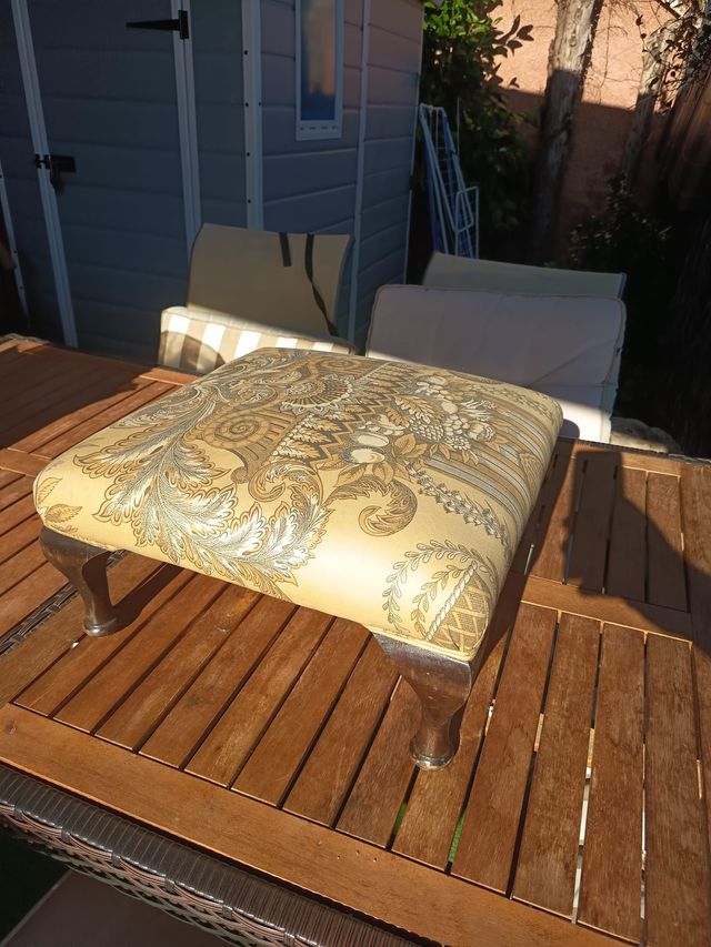 Taburete otomano vintage estilo victoriano