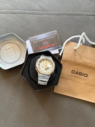 Reloj Casio G-Shock Plata y Blanco