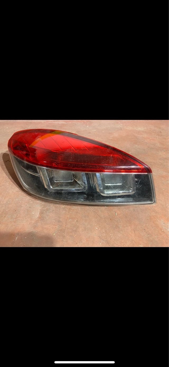 Piloto trasero Renault Megane III (Conductor)sport