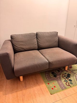 Sofá Ikea 2 plazas tela marrón/gris