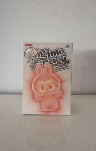 Labubu Big into Energy Caja Sorpresa