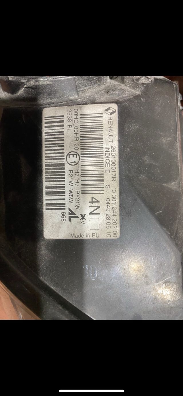 Faro copiloto Renault Megane III