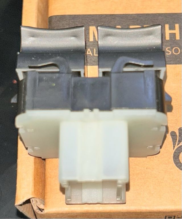 Interruptor Elevalunas DACIA