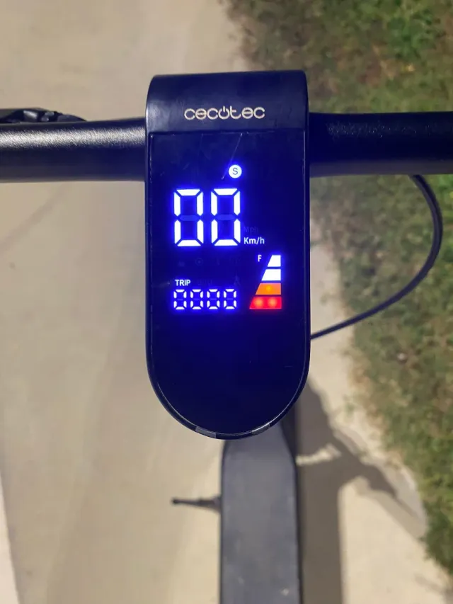 Patinete eléctrico Cecotec