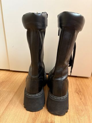 Botas altas Zara negras 
