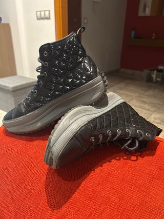 Botas Zapatillas Charol Negro