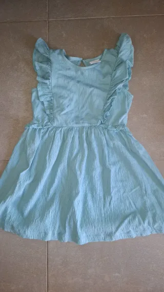 Vestido azul con volantes
