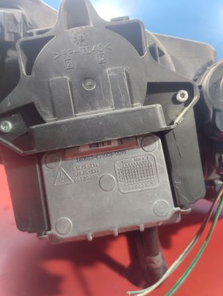 FARO IZQUIERDO XENÓN CITROEN C4 89902918