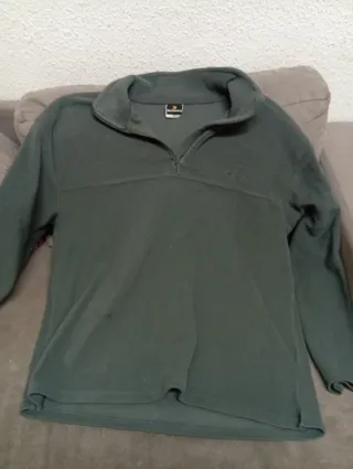 3 Jerseys Hombre XL Verde Militar.
Precio los 3