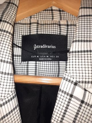 Americana cuadros Stradivarius