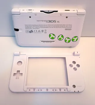 Nintendo 3DS XL Verde con 3 Juegos