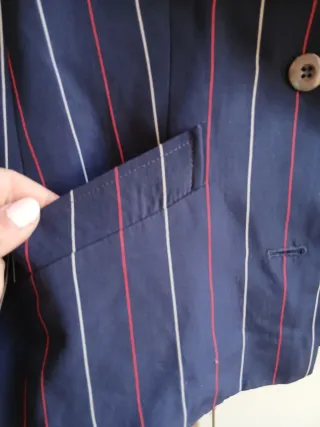 Blazer a righe blu, bianche e rosse