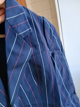 Blazer a righe blu, bianche e rosse