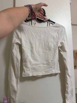 Top blanco manga larga con aberturas