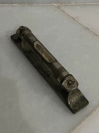 Antiguo nivel de brújula