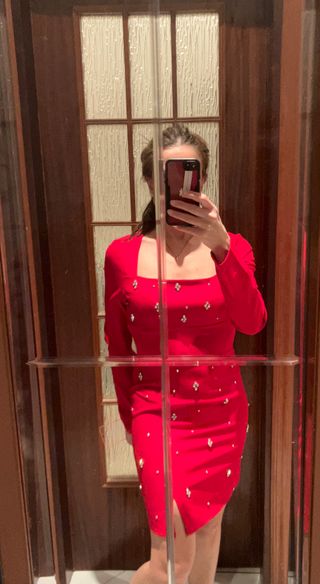 Tubino rosso elegante con strass