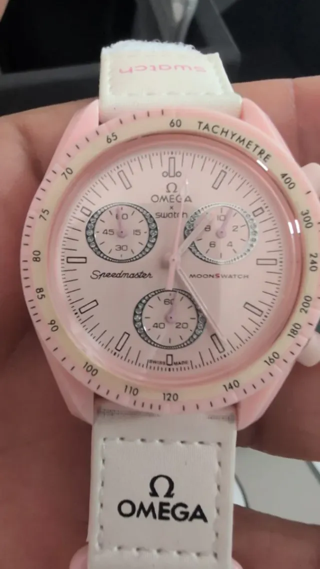 Omega Speedmaster Moonswatch Rosa omega x swatch 