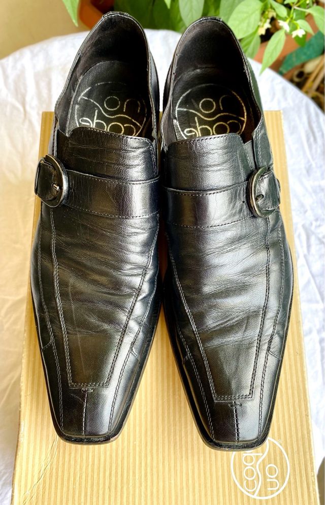 Scarpe uomo eleganti con punta