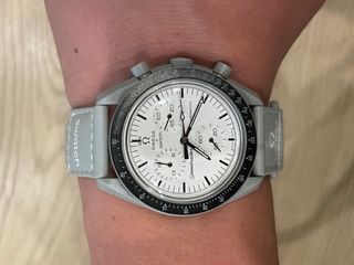 Reloj Omega x Swatch Speedmaster Gris