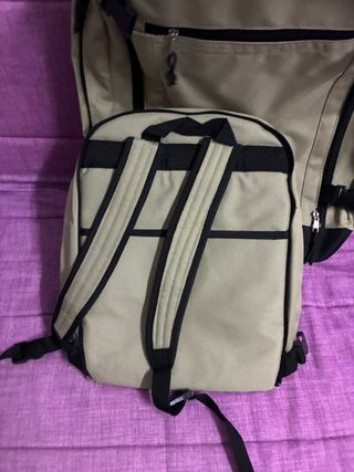 Mochila/Maleta Verde y Negra