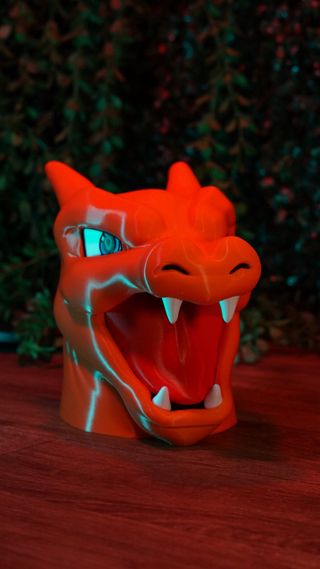Deckbox TCG Charizard Pokémon para 120 cartas
