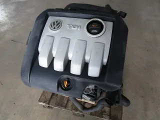 Motor VW 1.9 TDI (BXE) más caja de cambios