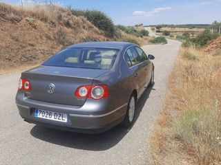 Volkswagen Passat 2006
