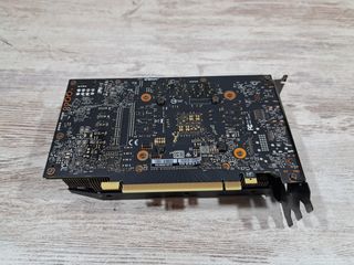 Nvidia RTX 2060 6GB (Para reparar o piezas)