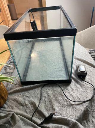 Acuario 60L con accesorios