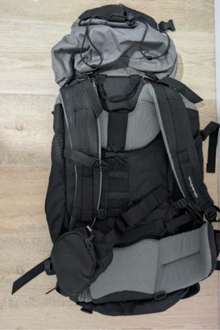 Disponible hasta 13/11  39€ Mochila Quechua 70L