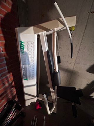 Máquina de gimnasio BH Fitness