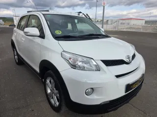 Toyota Urban Cruiser 2010