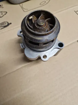 Bomba de agua Golf 4 1.9 TDI