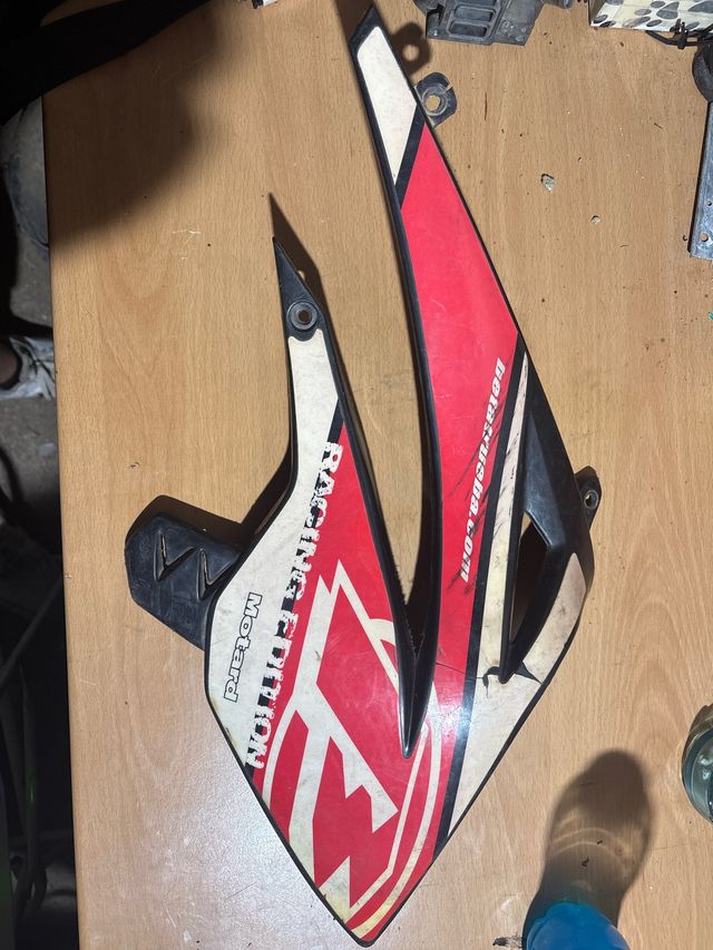 Chapa Derecha Beta RRT 2006