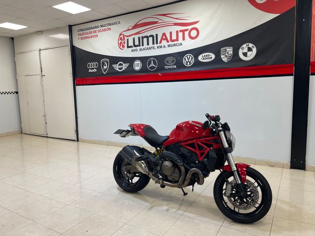 Ducati Monster 821 - 2014