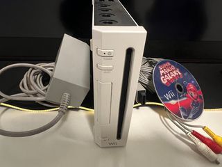 Nintendo Wii Blanca + Super Mario Galaxy