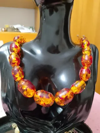 Collana vintage effetto ambra
